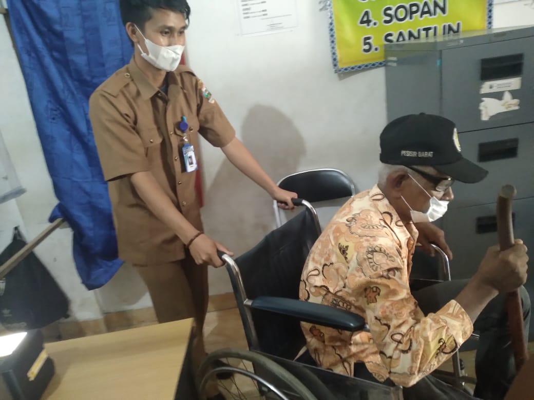 Perekaman Warga Lansia dan disabilitas 3.jpeg